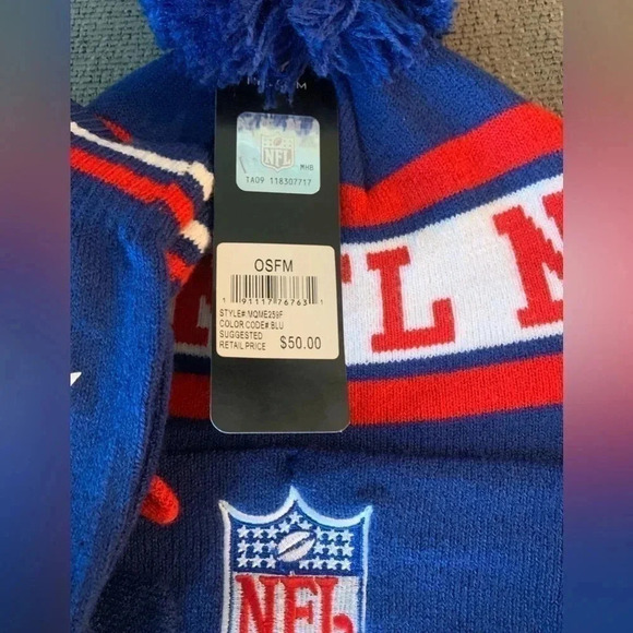 Nfl Team Apparel Hat and gloves set OSFM - Picture 3 of 6